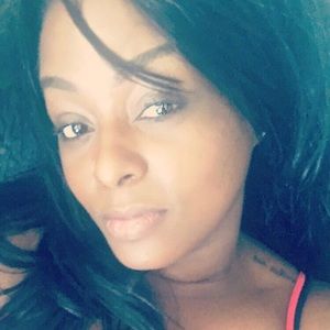 Meet your Posher, Victoria